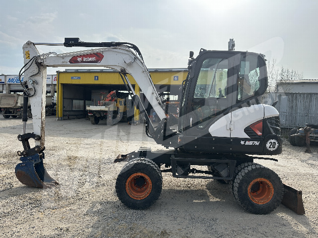 Bobcat E 57 W IMG_1005 4f9050