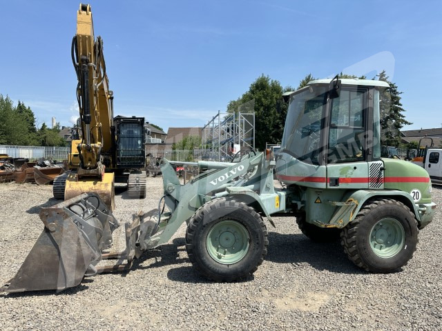 Volvo L 30 B-Z/X Volvo_L30_4008h_01 e98a1d
