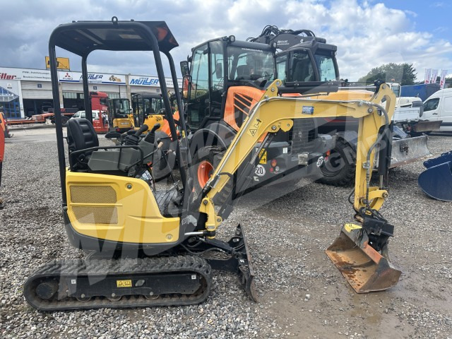 Yanmar VIO 17 Canopy IMG_2466 508082