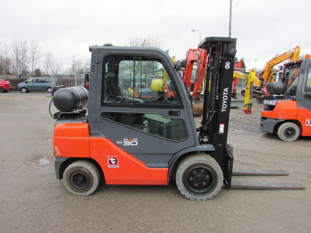 Toyota 02 8fgf30