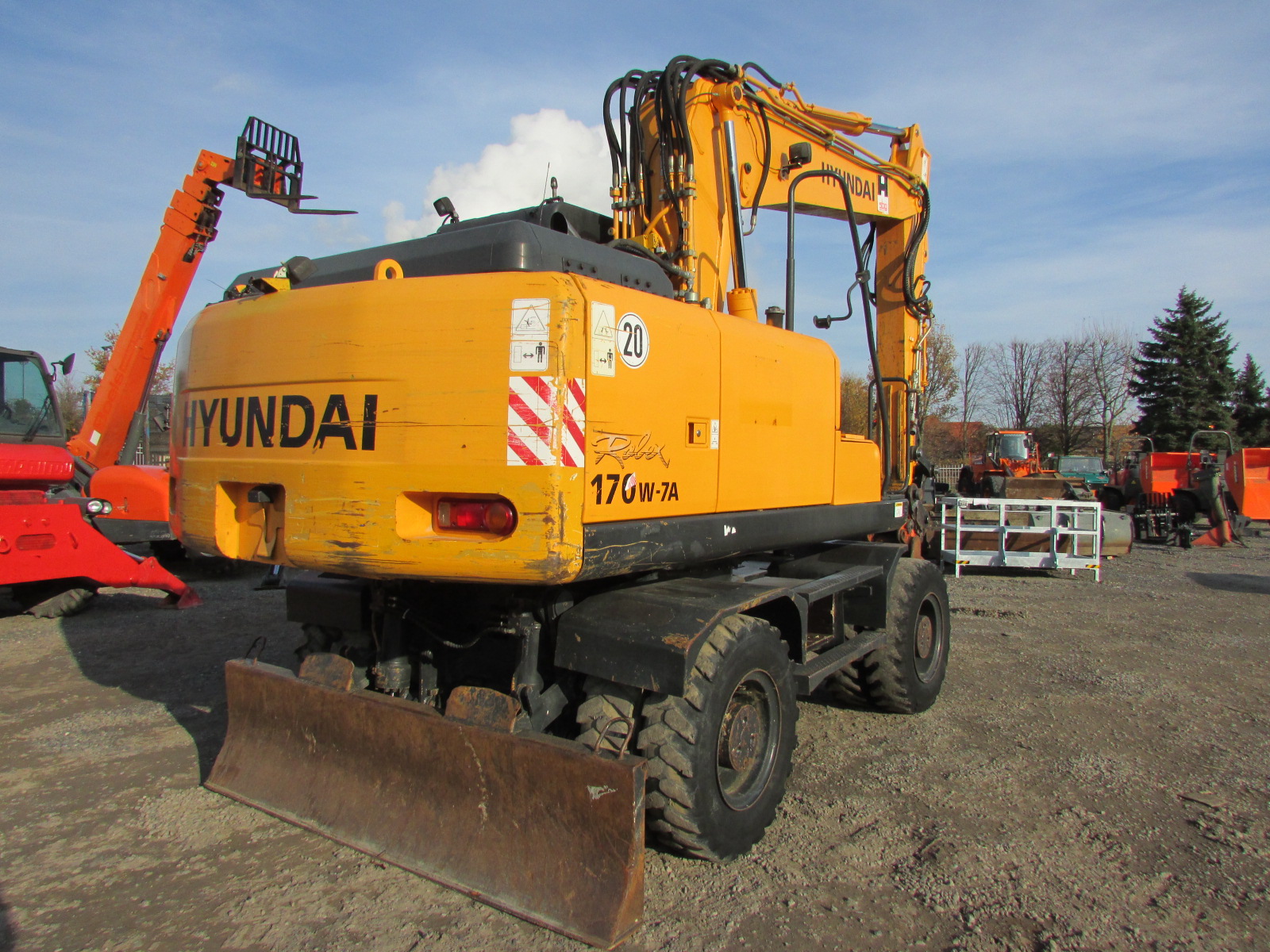 Экскаватор hyundai 170