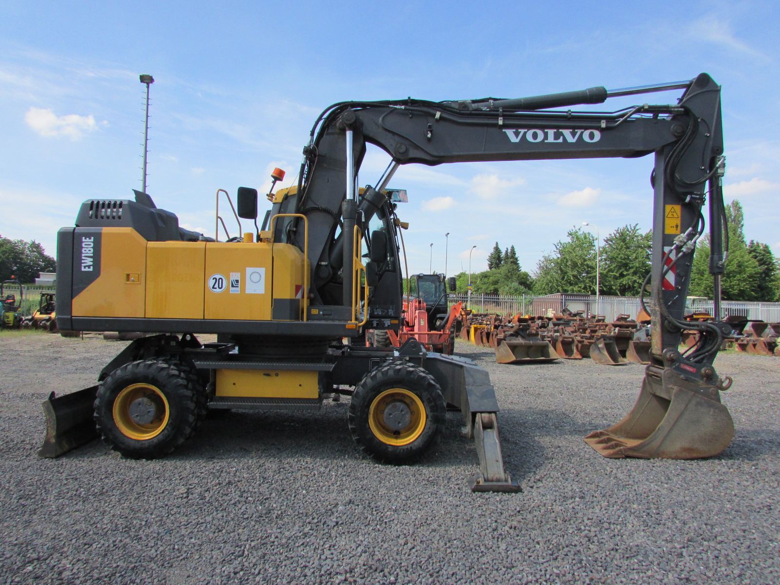 Volvo ew 180