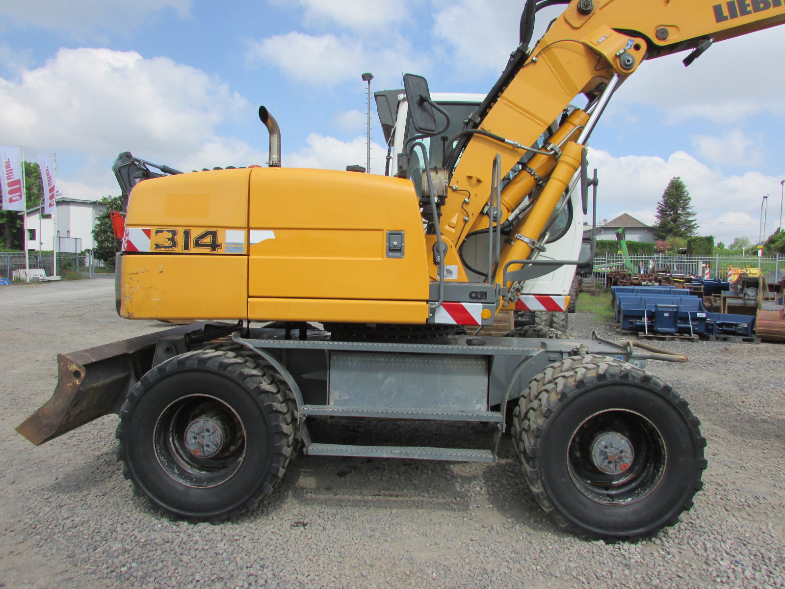 Liebherr A 918 Litronic Wheel Loader | RailRoad Modeling
