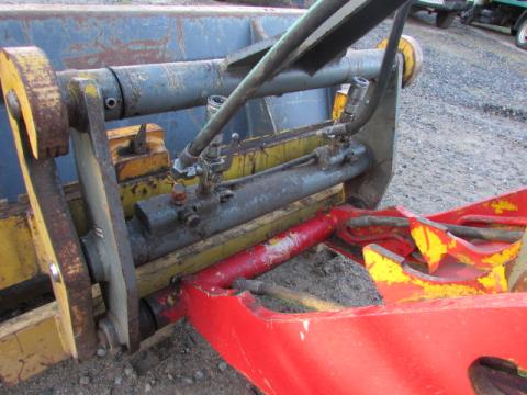 Kramer 750 (Typ 346-03) – Detailaufnahme Kabine (Bild 6)