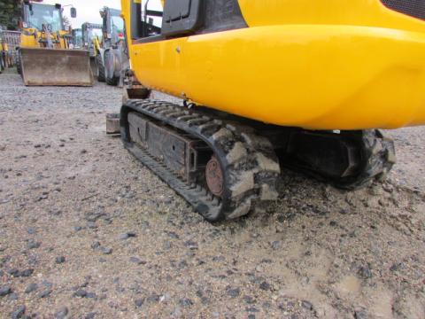 JCB 8014 – Detailaufnahme Kabine (Bild 6)
