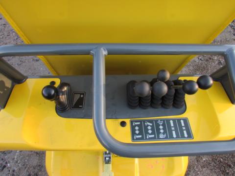 Wacker Neuson Compact Dumper DT 05P – Innenraum (Bild 5)