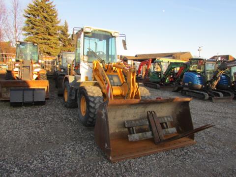 Liebherr L 507 Stereo – Seitenansicht rechts (Bild 3)
