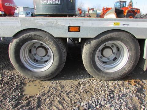 Mercedes-Benz Sprinter 519 CDI mit Sattelzugmaschine Veldhuizen – Einsatz auf Baustelle (Bild 9)