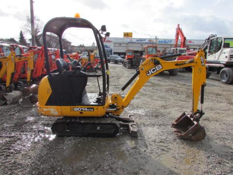 JCB 8014 CTS – Heckansicht (Bild 4)