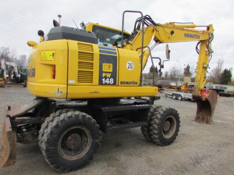 Komatsu PW 148-8 – Heckansicht (Bild 4)
