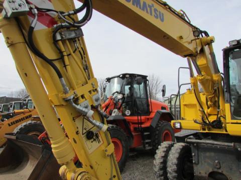 Komatsu PW 148-8 – Gesamtansicht (Bild 10)