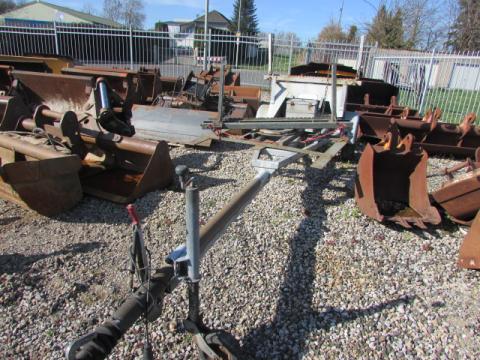 Barthau Nachläufer für Langmaterial Typ NLB 1300 – Seitenansicht links (Bild 2)