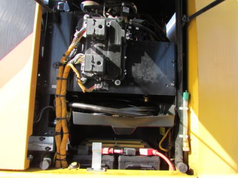 Caterpillar M 318 F  – Technikdetail (Bild 12)