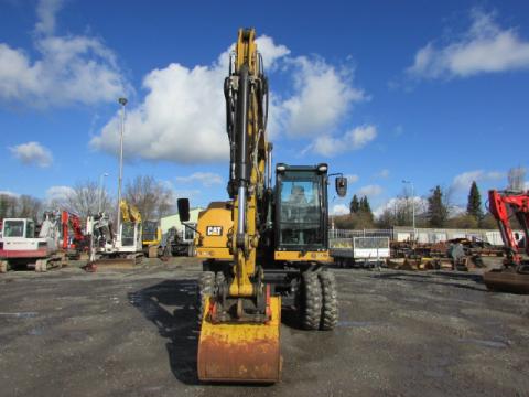 Caterpillar M 318 F  – Seitenansicht rechts (Bild 3)