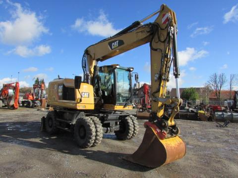Caterpillar M 318 F  – Heckansicht (Bild 4)