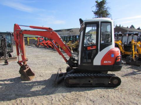 Kubota KX 71-3 – Frontansicht (Bild 1)