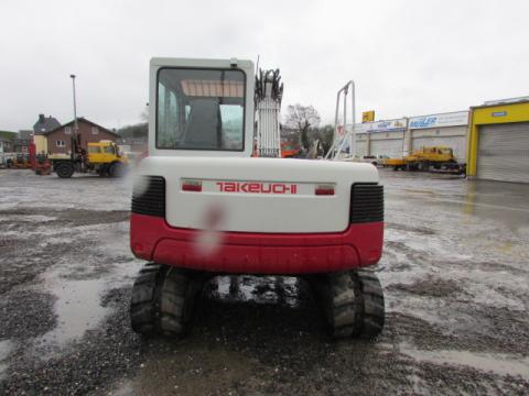 Takeuchi TB 175 – Innenraum (Bild 5)