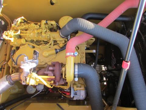 Caterpillar 320 GC  – Frontansicht (Bild 13)