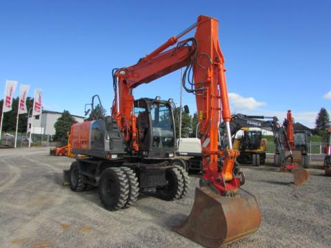 Hitachi ZX 140 W-3 – Seitenansicht rechts (Bild 3)
