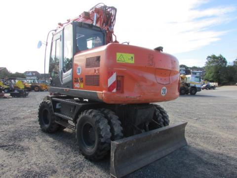 Hitachi ZX 140 W-3 – Gesamtansicht (Bild 10)