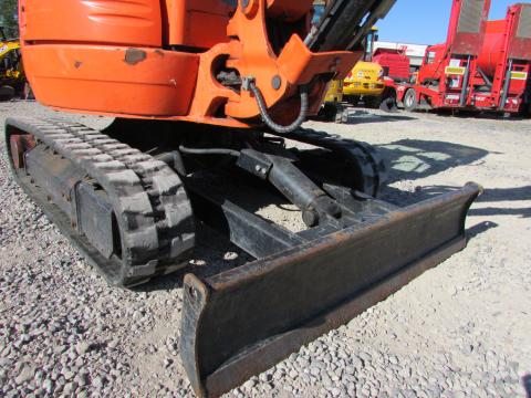 JCB 8025 – Innenraum (Bild 5)