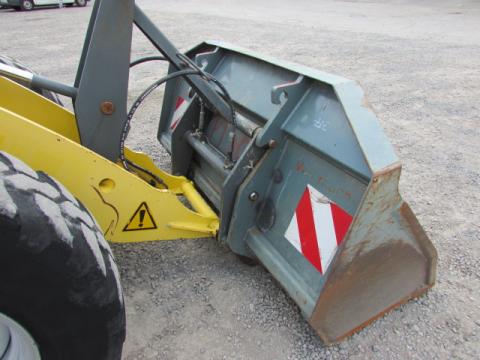 Kramer 1150 ( Typ 347-04 ) – Detailaufnahme Kabine (Bild 6)