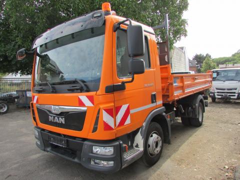 MAN TGL 12.220 – Frontansicht (Bild 1)