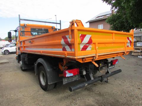 MAN TGL 12.220 – Heckansicht (Bild 4)