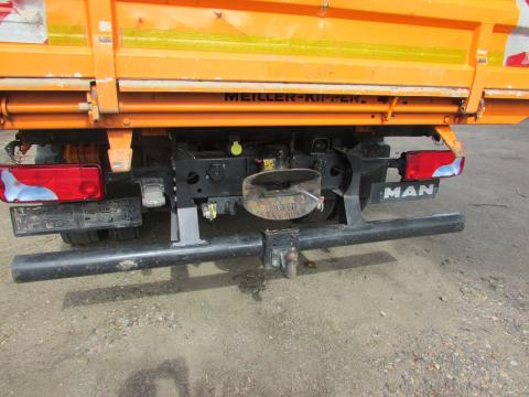 MAN TGL 12.220 – Innenraum (Bild 5)