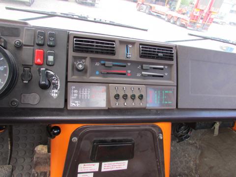 Unimog U 1200 (427610) – Heckansicht (Bild 16)