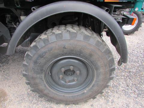 Unimog U 1200 (427610) – Einsatz auf Baustelle (Bild 9)