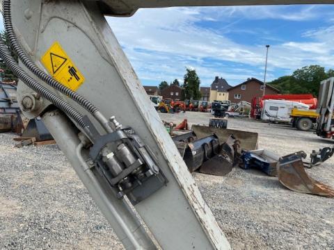 Takeuchi TB 235 – Detailaufnahme Motor (Bild 7)