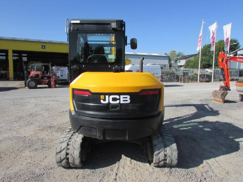 JCB 67 C-1 – Detailaufnahme Motor (Bild 7)