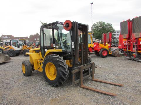 JCB 930 Geländestapler  – Heckansicht (Bild 4)