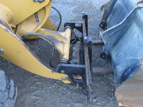 Caterpillar 908 M  – Innenraum (Bild 5)