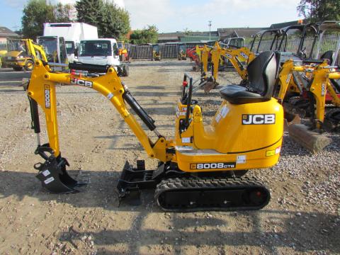 JCB 8008 CTS  – Detailaufnahme Kabine (Bild 6)