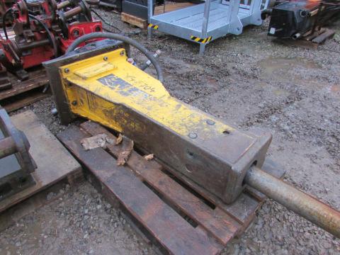 Atlas Copco MB 1200 Hydraulikhammer  – Seitenansicht links (Bild 2)