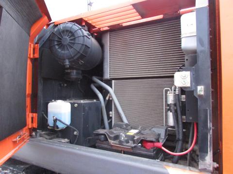 Hitachi ZX 140 W-3 – Nahaufnahme (Bild 11)