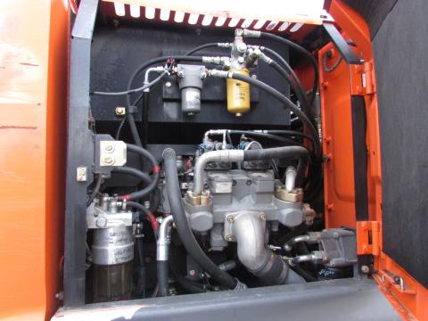 Hitachi ZX 140 W-3 – Technikdetail (Bild 12)