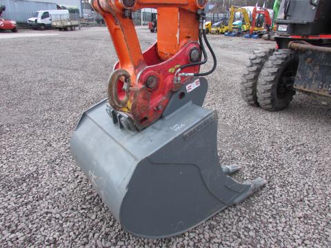 Hitachi ZX 140 W-3 – Heckansicht (Bild 4)