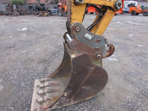 Liebherr A 904 C Litronic  – Innenraum (Bild 5)