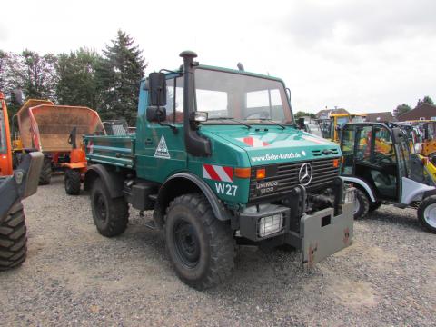 Unimog U 1200 – Heckansicht (Bild 4)