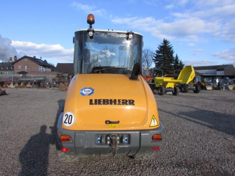 Liebherr 508 Compact  – Einsatz auf Baustelle (Bild 9)