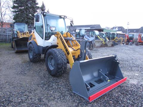 Liebherr L 506 C Compact  – Heckansicht (Bild 4)
