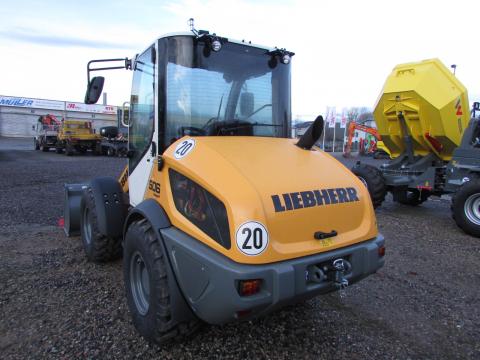 Liebherr L 506 C Compact  – Einsatz auf Baustelle (Bild 9)