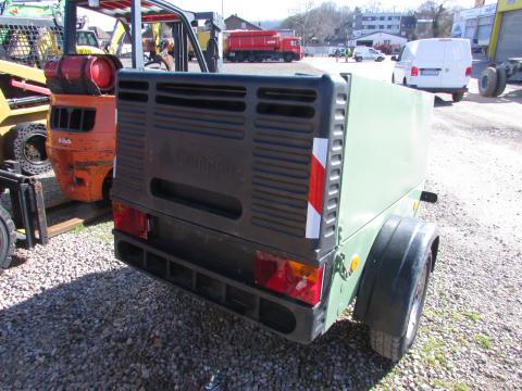 Compair DLT 0404 / C 30 Kompressor  – Innenraum (Bild 5)