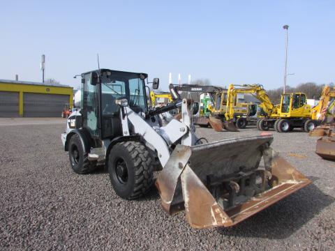 Caterpillar 906 H2 – Heckansicht (Bild 4)