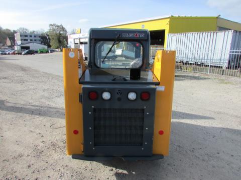 Mustang / Gehl / Manitou 1350 R  (Kein Bobcat)  – Detailaufnahme Motor (Bild 7)