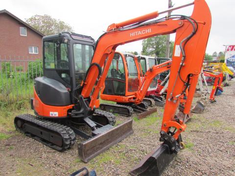 Hitachi ZX 35 U-2 – Frontansicht (Bild 1)