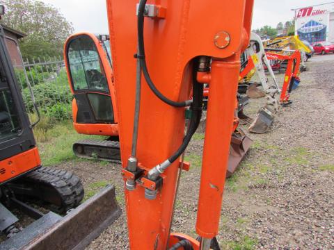 Hitachi ZX 35 U-2 – Detailaufnahme Kabine (Bild 6)